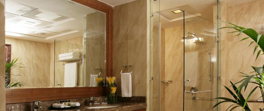Fraser Suites  Dubai Shower Room